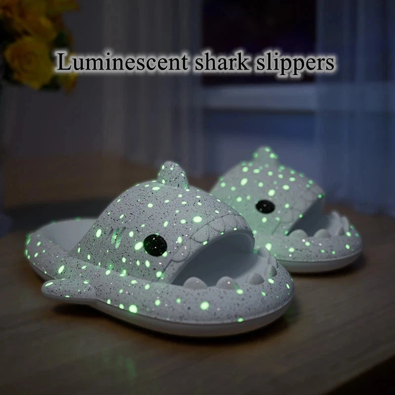 🦈 Women’s Luminous Shark Slippers – Cute, stylish flip-flops for men & women