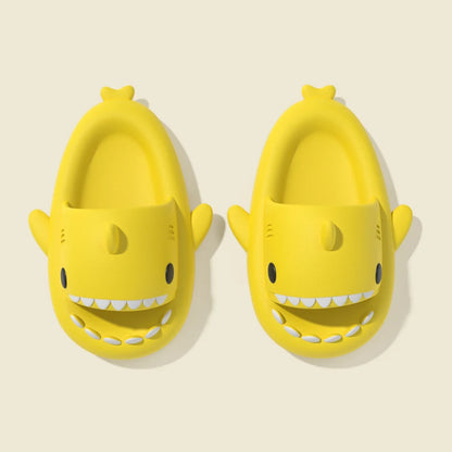 🦈 2025 Summer EVA Shark Slippers – Cute gradient, thick-soled flip-flops for women, men & kids.