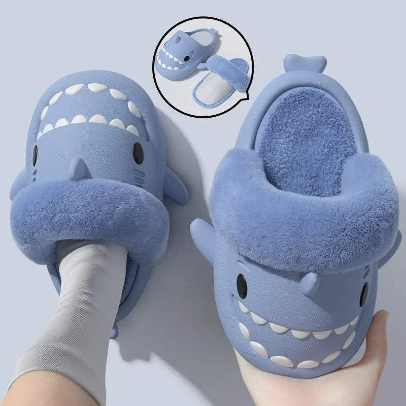 🦈 Men & Women Shark Slippers – Detachable, waterproof EVA slippers with warm plush cotton.