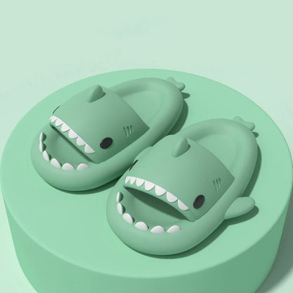 🦈 Comwarm Lovely Shark Slippers – Fashionable thick-soled shark slippers for women & men.