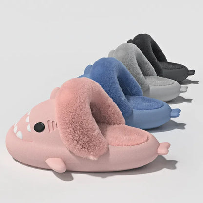 🦈 Men & Women Shark Slippers – Detachable, waterproof EVA slippers with warm plush cotton.