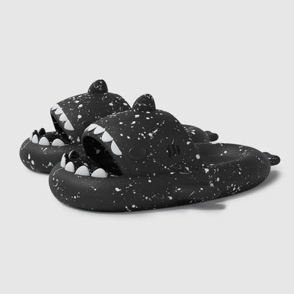 🦈 Luminous Christmas Shark Slippers – Fun non-slip EVA sandals for men & women