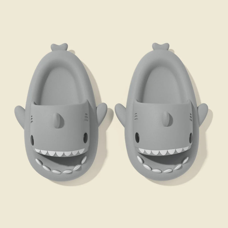 🦈 2025 Summer EVA Shark Slippers – Cute gradient, thick-soled flip-flops for women, men & kids.