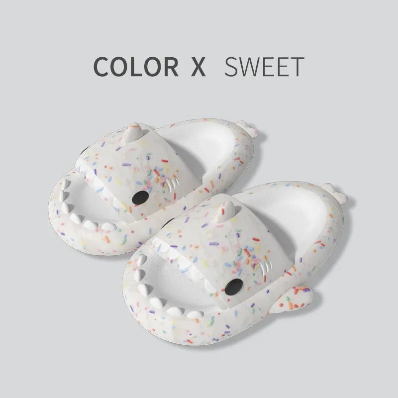 🦈 Shark Cloud Slides – Heart-love platform slippers for women & men