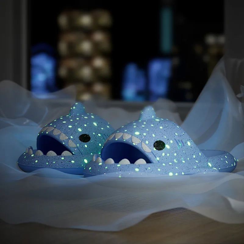 🦈 Women’s Luminous Starry Shark Slides – Cute EVA platform sandals for couples