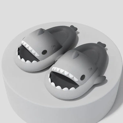 🦈 2025 Summer EVA Shark Slippers – Cute gradient, thick-soled flip-flops for women, men & kids.